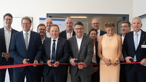 Ministerpräsident Rhein bei der Eröffnung des Campus Fulda